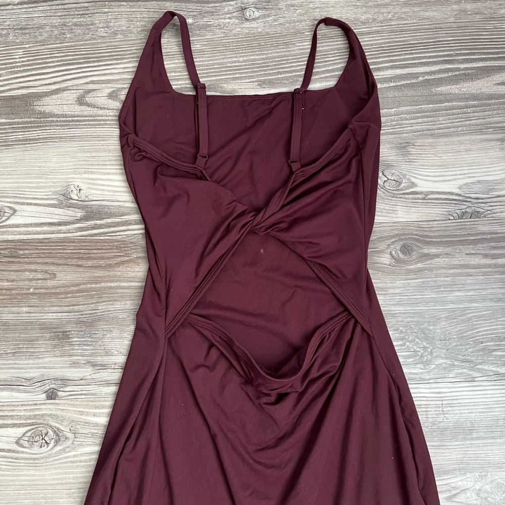 Alphalete Allure Dress Square Neck Open Twisted Back in Wine - Picture 3 of 7